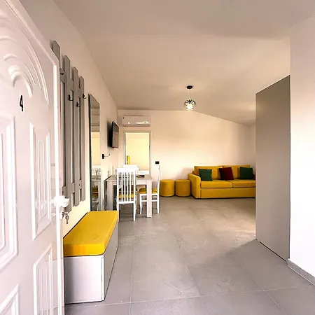 Gezim Aparthotel