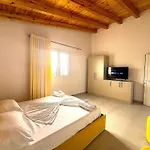 Gezim Lägenhetshotell 3*
