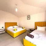 Gezim 3* Vlorë