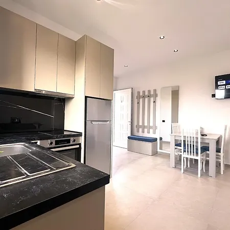 Aparthotel Gezim Vlorë