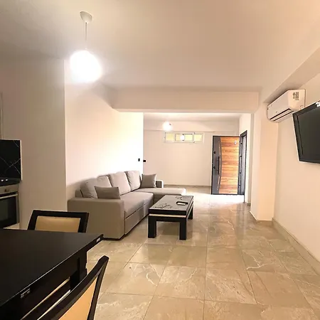 Gezim 3* Vlorë
